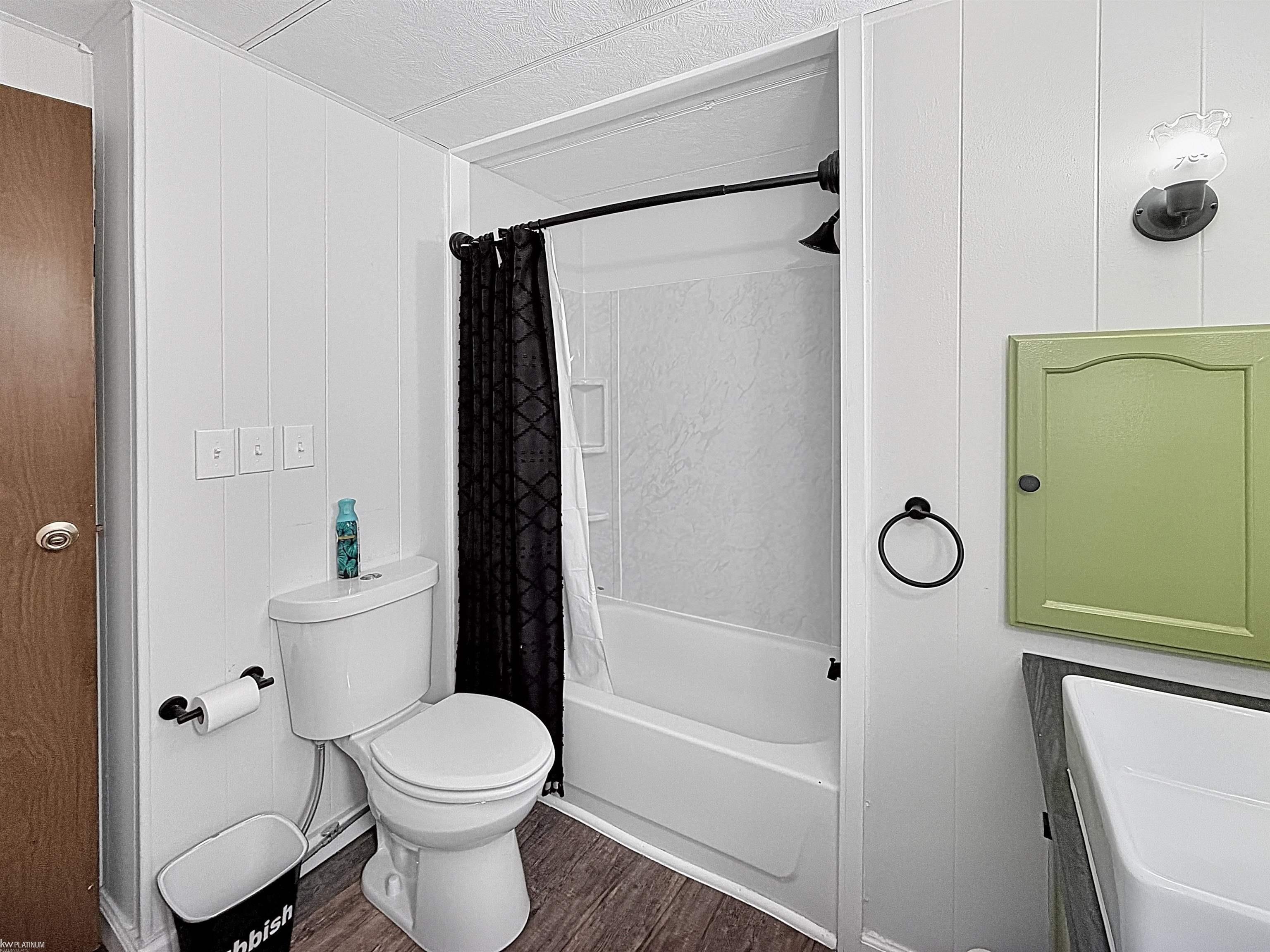 11828 Cascade Circle Romeo, MI 48065 - Photo 12 of 13 50213129-976a8340-73ca-4e4f-9d50-ee71a959799a.JPG