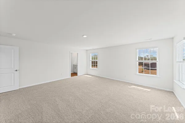 $2,900 | 204 Calvin Creek Drive, Troutman, NC 28166