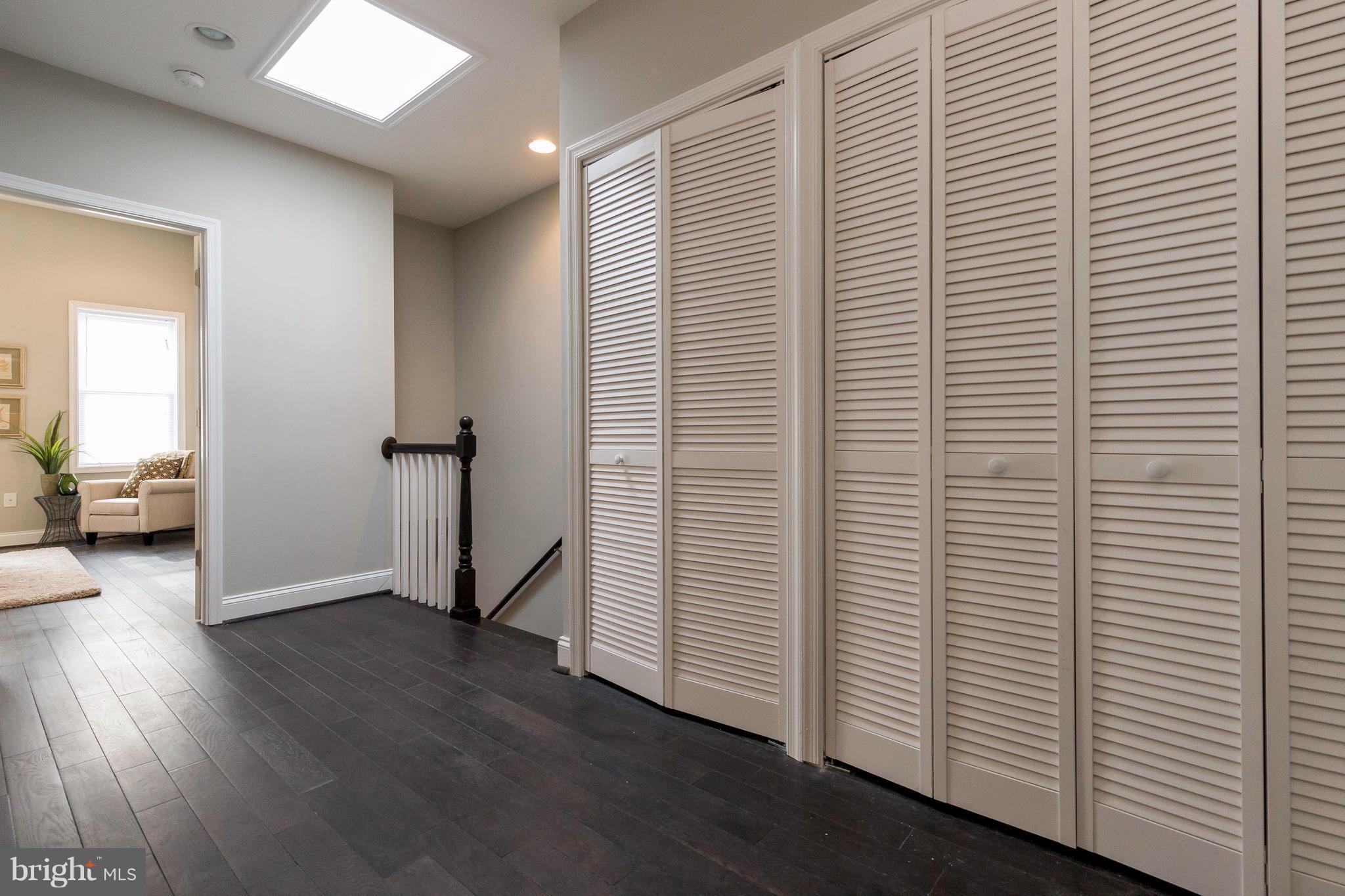 811 Decatur Street Northwest Washington, DC 20011 - Photo 12 of 29 Interior (General)