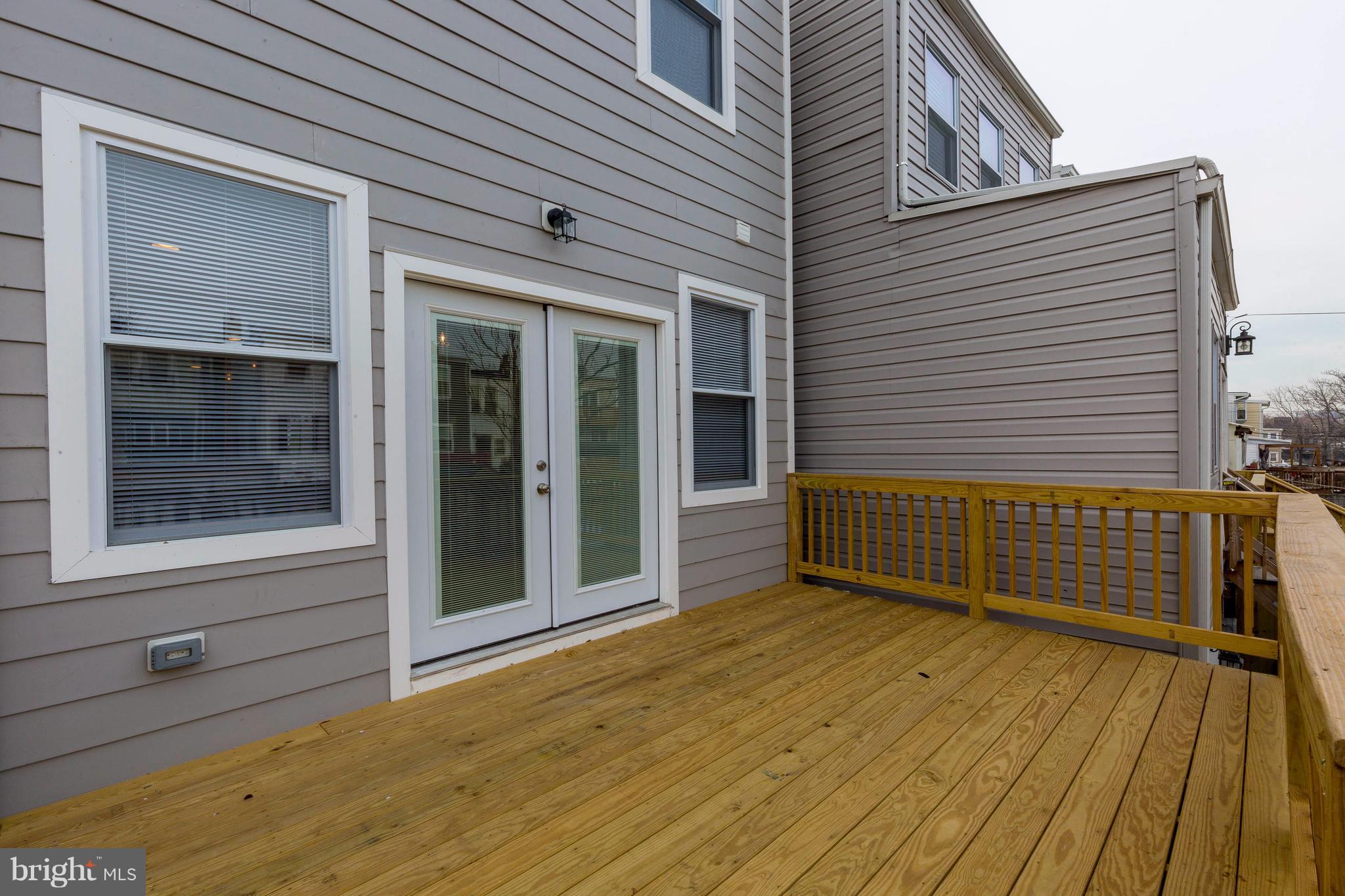 811 Decatur Street Northwest Washington, DC 20011 - Photo 27 of 29 Exterior (Rear)
