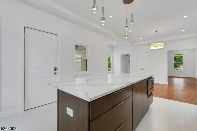 $799,999 | 84 Grove Street, Somerville, NJ 08876