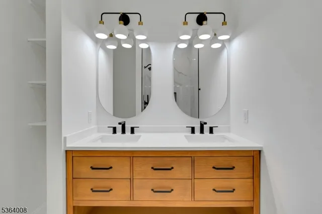 $799,999 | 84 Grove Street, Somerville, NJ 08876