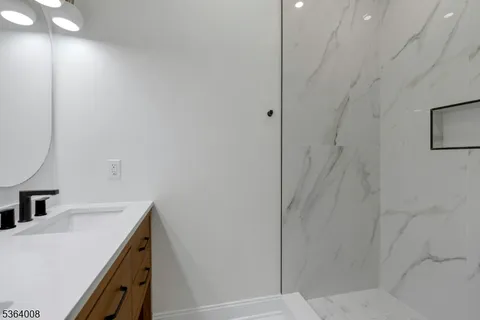 $799,999 | 84 Grove Street, Somerville, NJ 08876