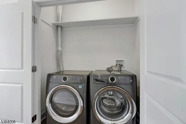 $799,999 | 84 Grove Street, Somerville, NJ 08876