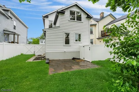 $799,999 | 84 Grove Street, Somerville, NJ 08876