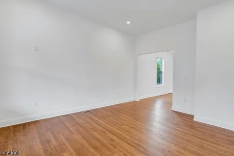 $799,999 | 84 Grove Street, Somerville, NJ 08876