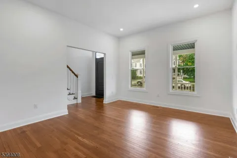 $799,999 | 84 Grove Street, Somerville, NJ 08876