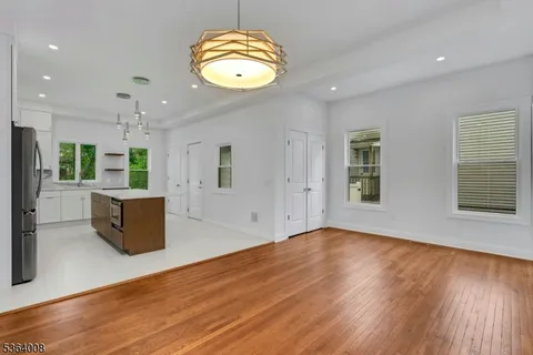 $799,999 | 84 Grove Street, Somerville, NJ 08876