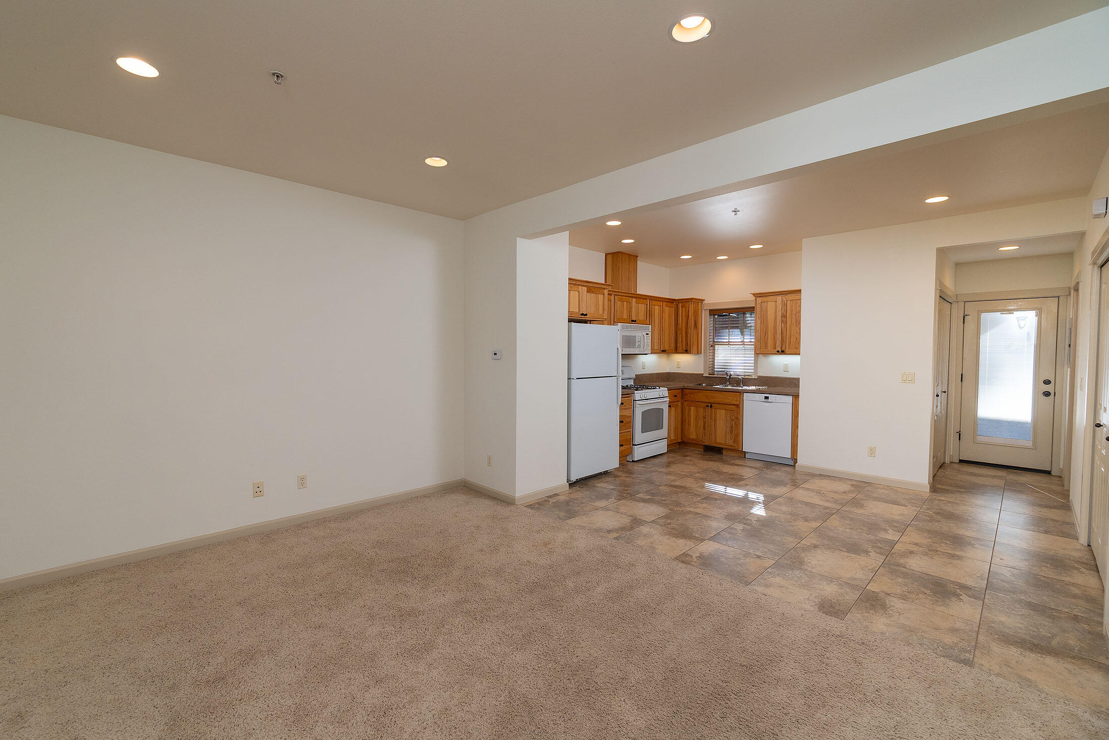 2339 Northwest Labiche Lane, Unit 6 Bend, OR 97703 - Photo 9 of 19 2339 LaBiche Ln #6_0004 copy
