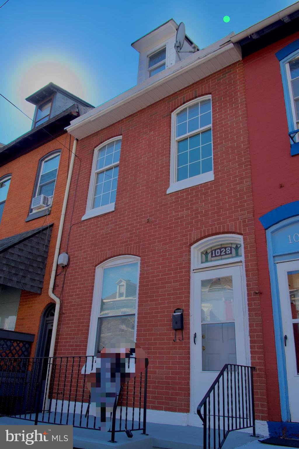 1028 Green Street Reading, PA 19604 - Photo 1 of 4