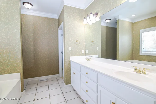 $529,900 | 8 Prestwick Drive, Jackson, TN 38305