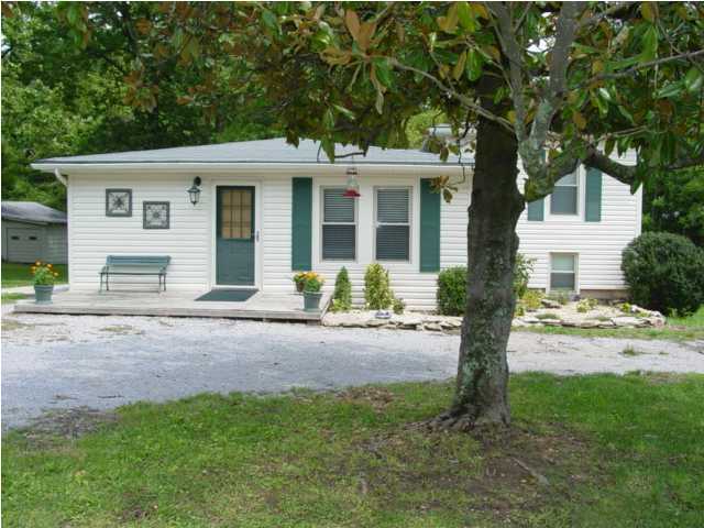 2738 Silverdale Road Chattanooga, TN 37421 - Photo 1 of 9 Primary Photo