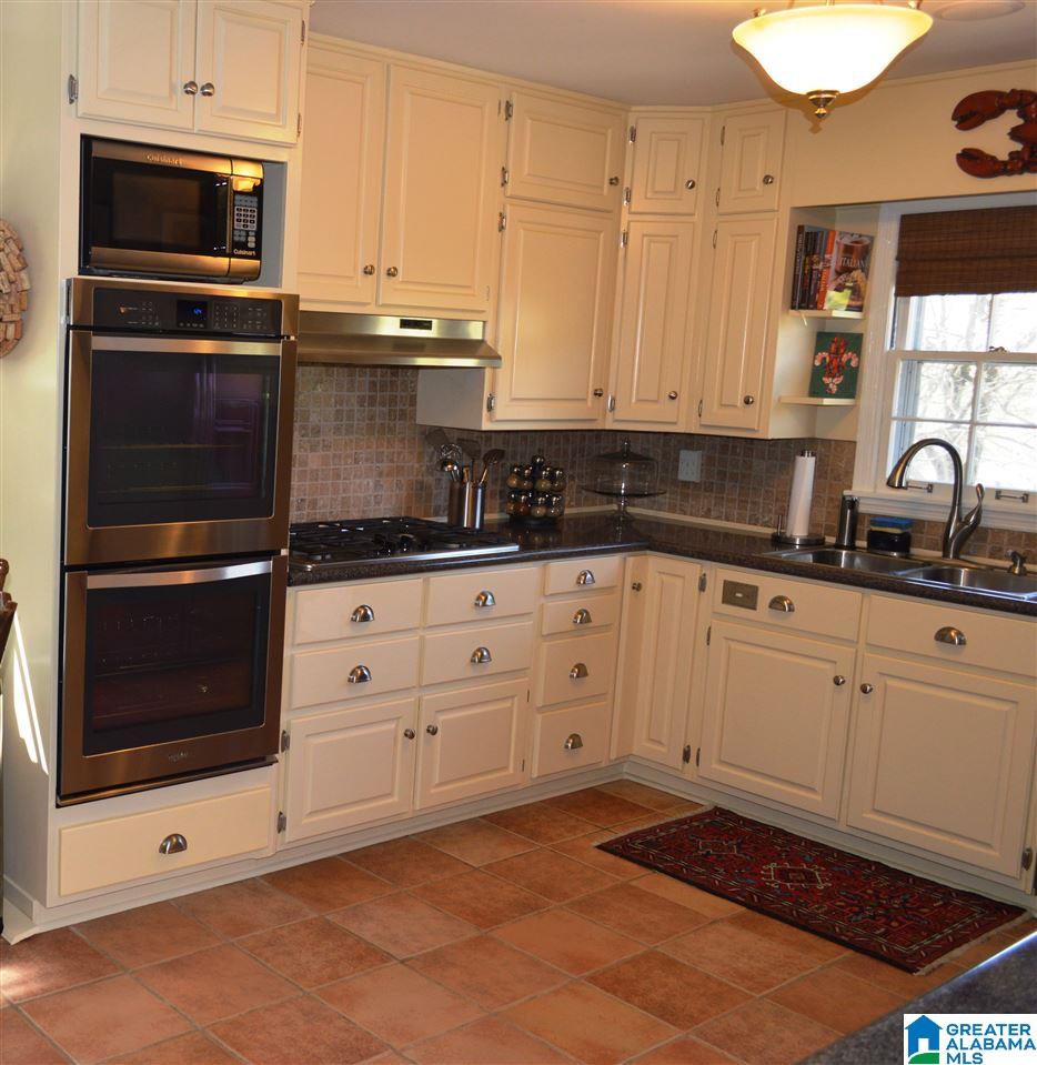 3936 Forest Avenue Birmingham, AL 35213 - Photo 6 of 45