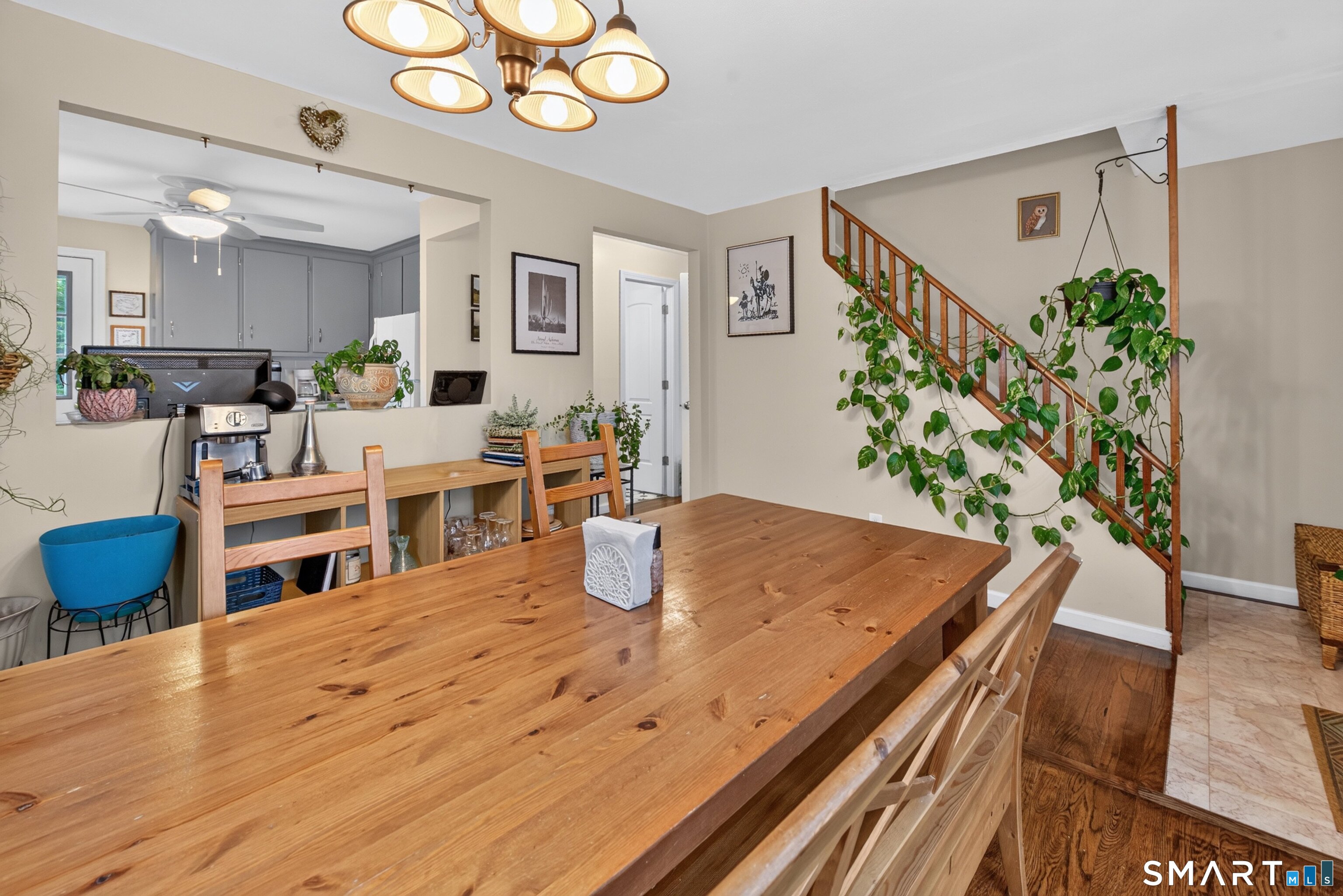76 Mildred Road Meriden, CT 06450 - Photo 4 of 36