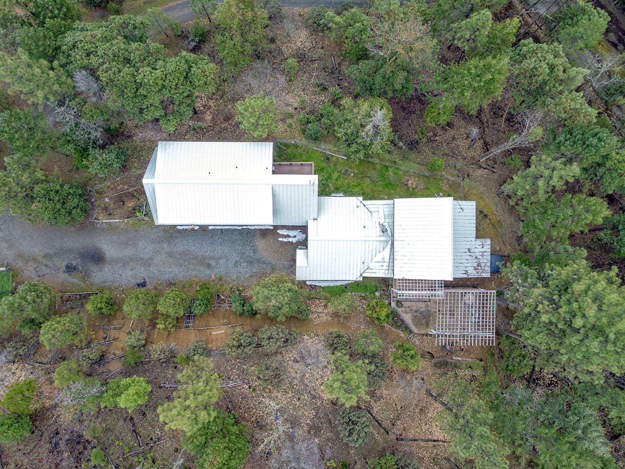 2734 Waters Gulch Road Jacksonville, OR 97530 - Photo 44 of 51 84