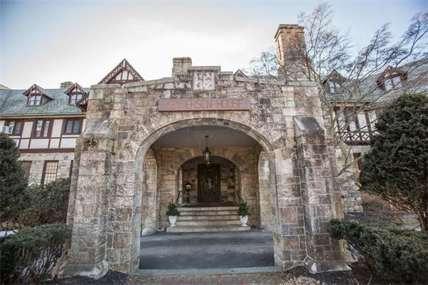 99 Westcliff Road Weston, MA 02493 - Photo 23 of 29 a view of building entrance