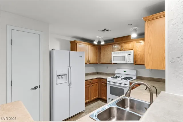 $298,000 | 6725 Abruzzi Drive, Unit 104, North Las Vegas, NV 89084