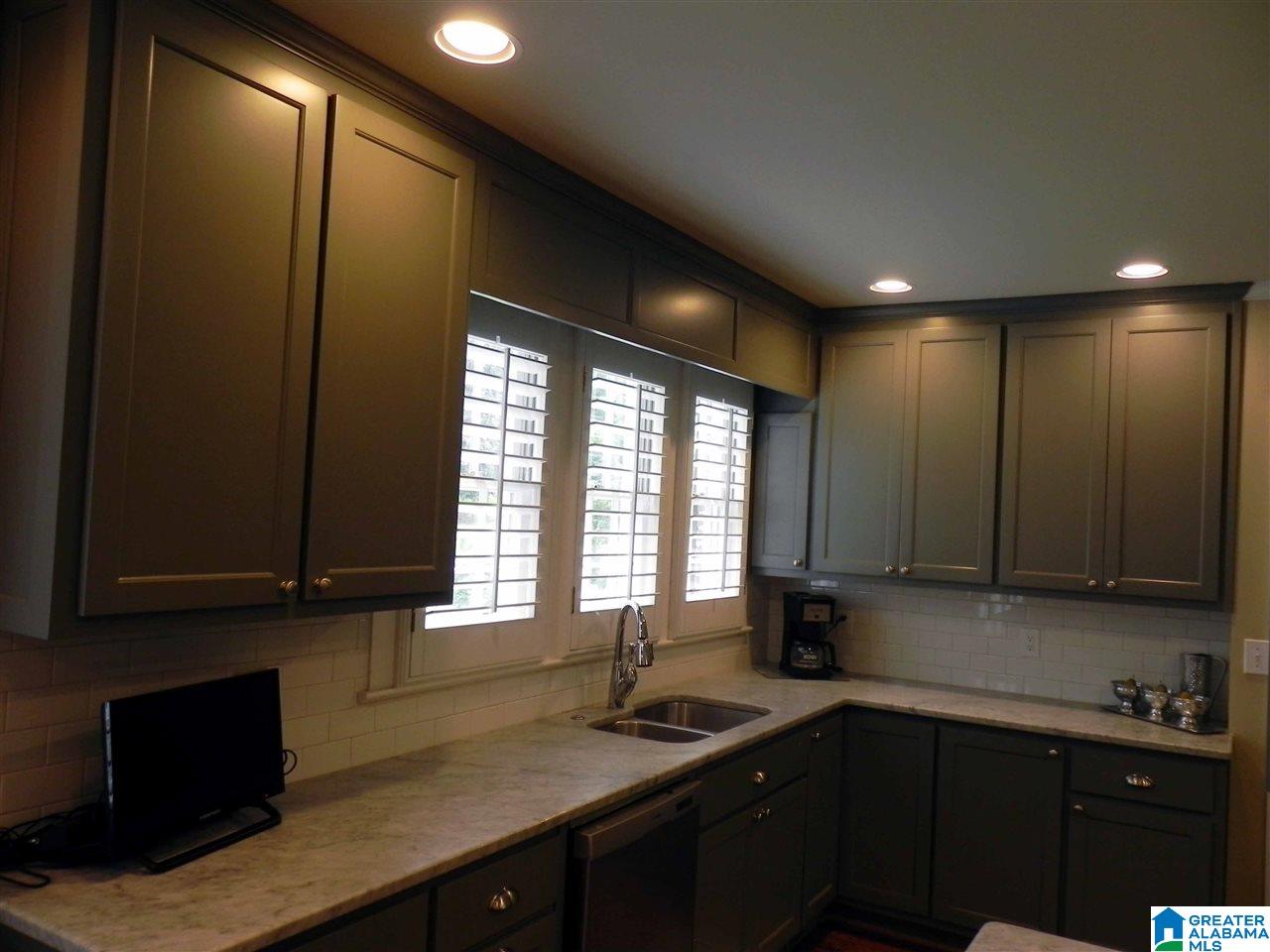 1100 Montvue Road Anniston, AL 36207 - Photo 18 of 50