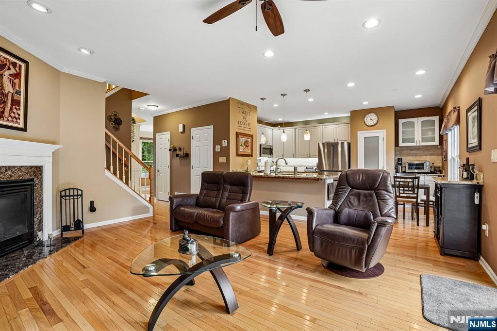 16 Langdale Road Wayne, NJ 07470 - Photo 9 of 29 Gallery Image 9
