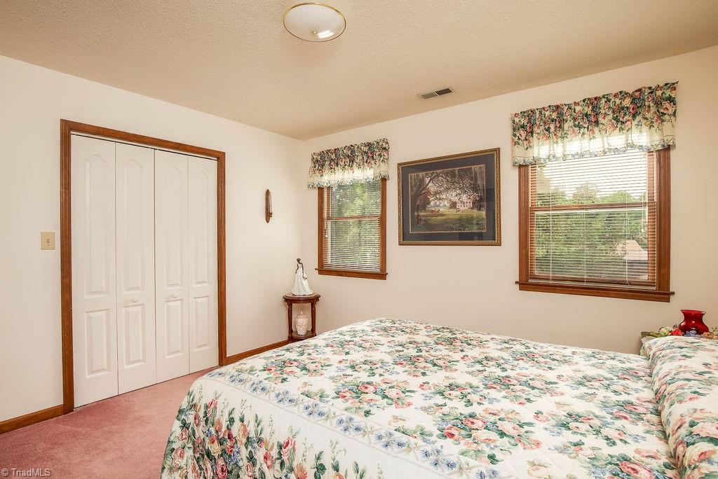 423 Walnut Grove Road Archdale, NC 27263 - Photo 14 of 25