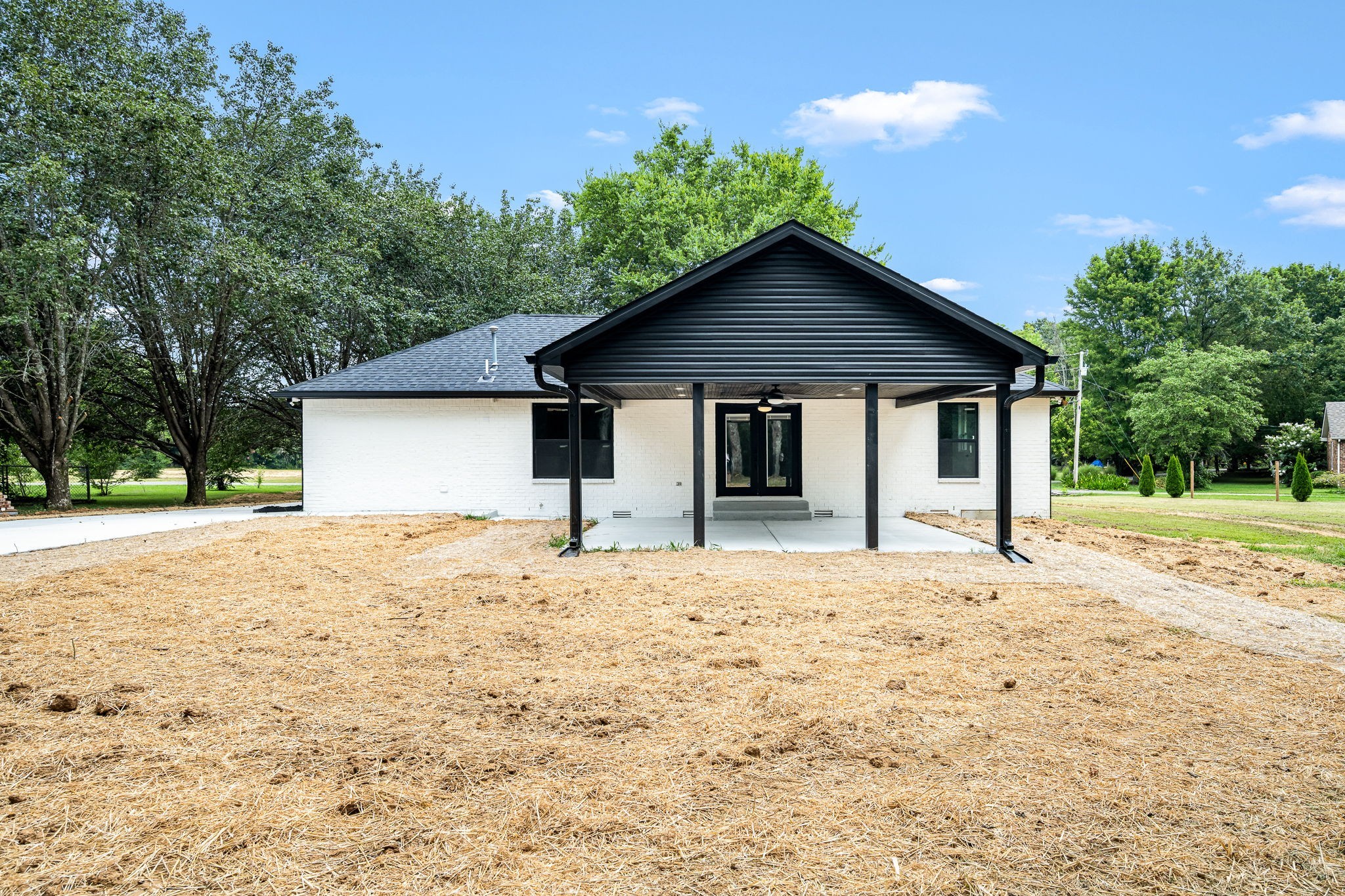 2712 Oak Point Street Murfreesboro, TN 37130 - Photo 33 of 45 a house with a wooden fence