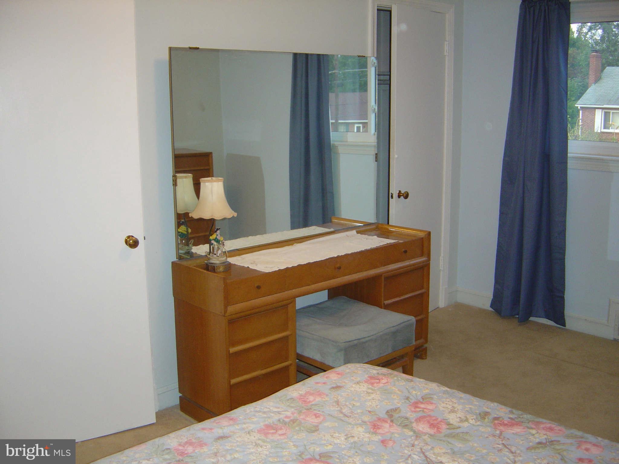 6014 Brunswick Street Springfield, VA 22150 - Photo 15 of 22 Bedroom (Master)
