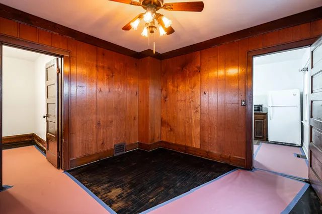 $1,995 | 168 East Rosedale Avenue, Milwaukee, WI 53207