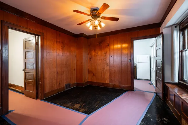 $1,995 | 168 East Rosedale Avenue, Milwaukee, WI 53207