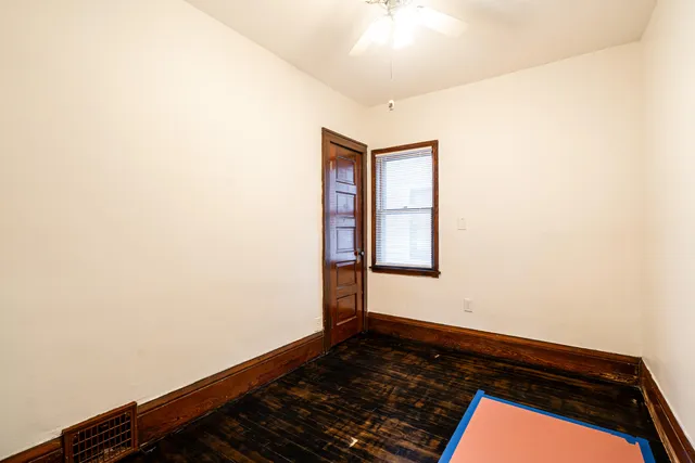 $1,995 | 168 East Rosedale Avenue, Milwaukee, WI 53207