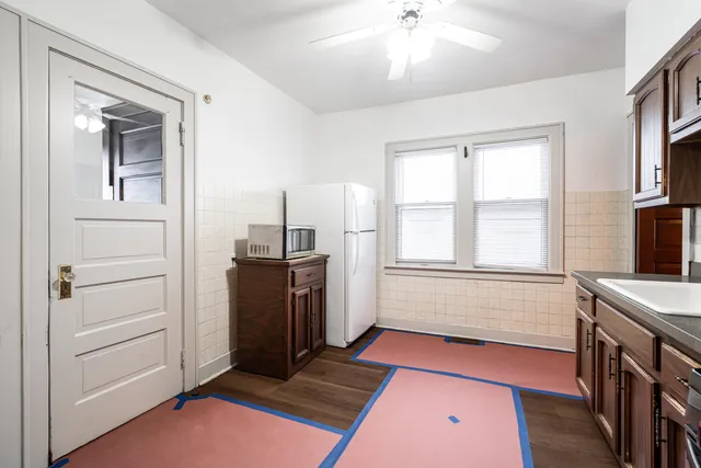 $1,995 | 168 East Rosedale Avenue, Milwaukee, WI 53207