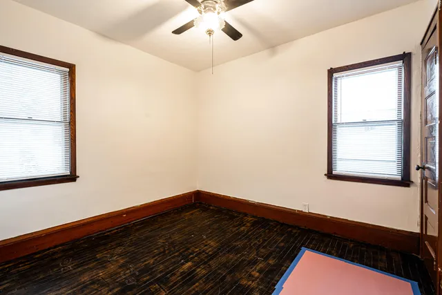 $1,995 | 168 East Rosedale Avenue, Milwaukee, WI 53207