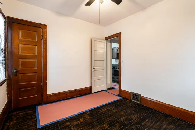 $1,995 | 168 East Rosedale Avenue, Milwaukee, WI 53207