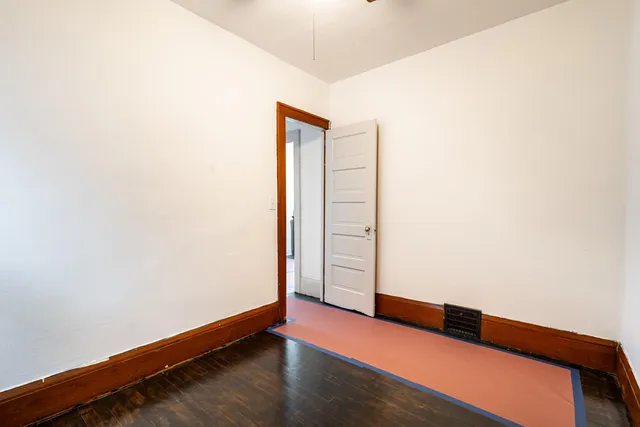 $1,995 | 168 East Rosedale Avenue, Milwaukee, WI 53207