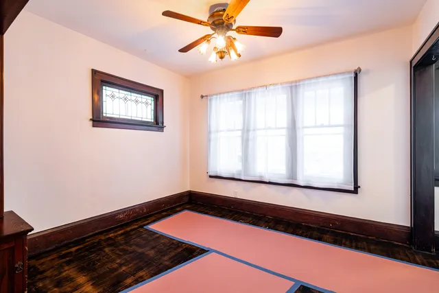 $1,995 | 168 East Rosedale Avenue, Milwaukee, WI 53207