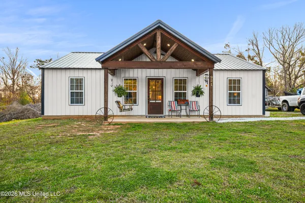 $250,000 | 921 Highway 349, Potts Camp, MS 38659