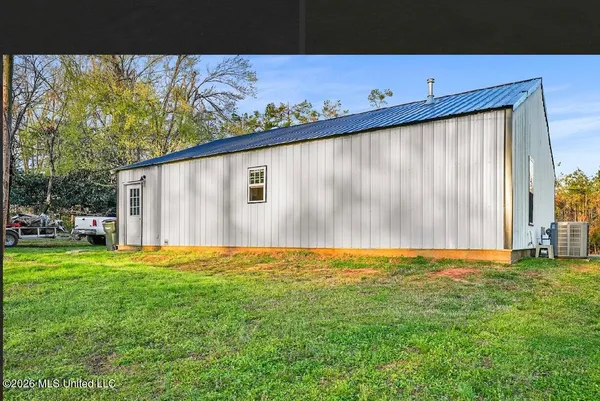 $250,000 | 921 Highway 349, Potts Camp, MS 38659
