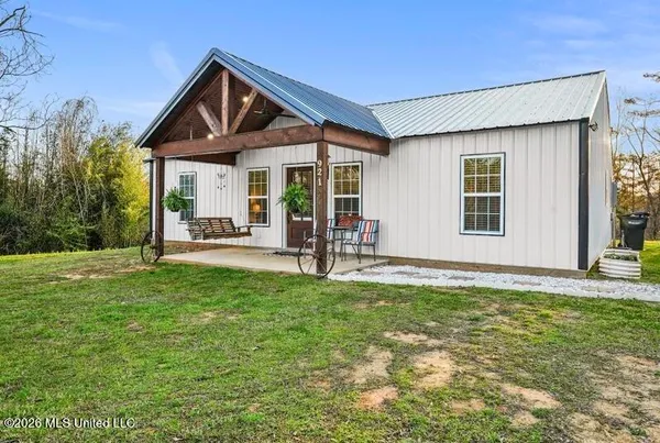 $250,000 | 921 Highway 349, Potts Camp, MS 38659