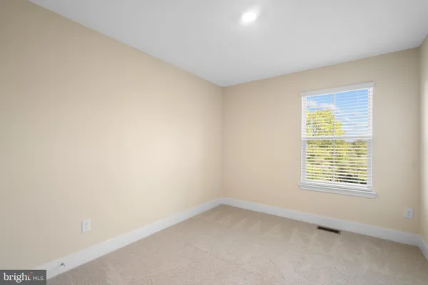 $2,100 | 112 Hopi Place, Winchester, VA 22602
