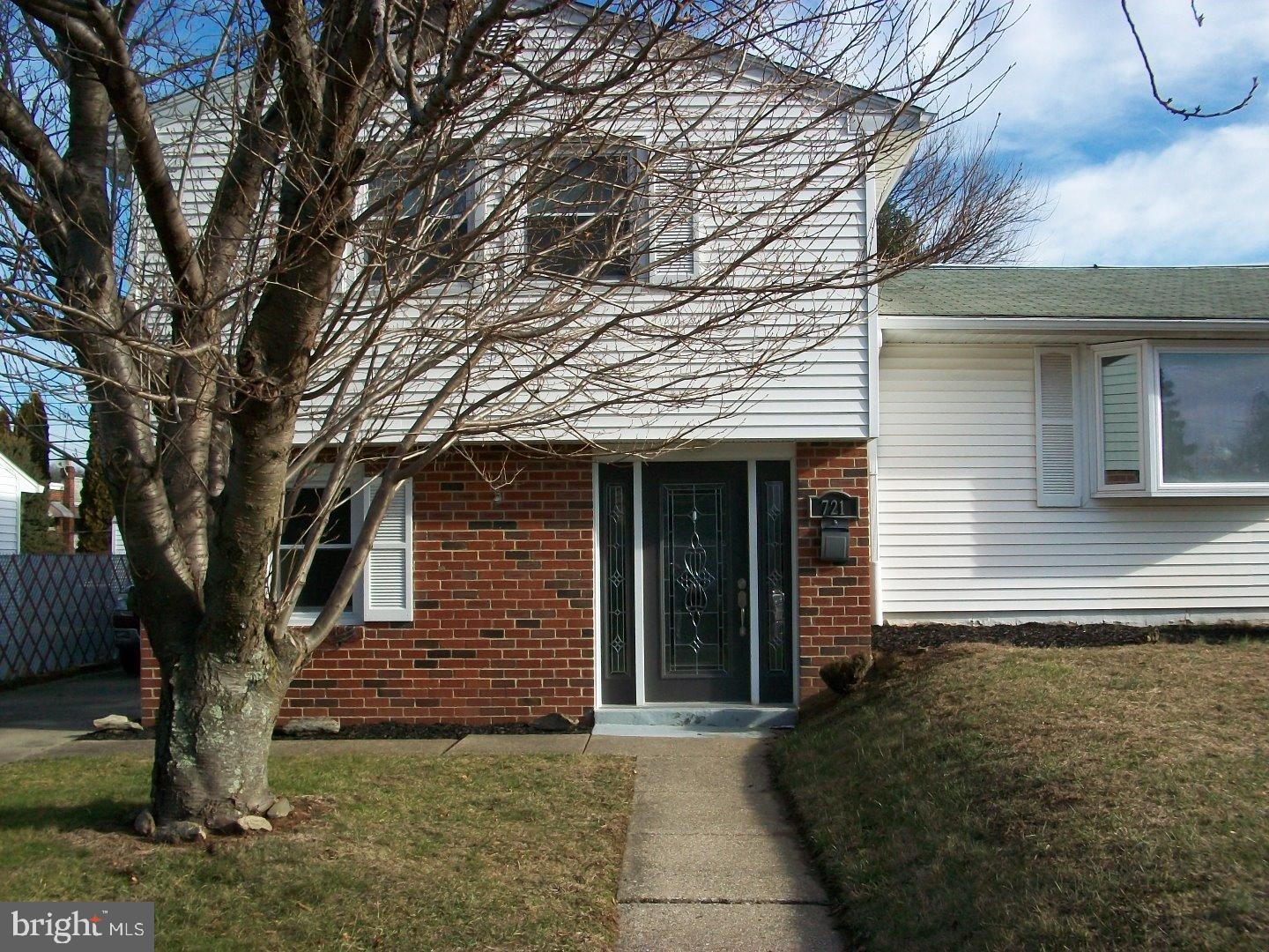 721 Charette Road Philadelphia, PA 19115 - Photo 1 of 18