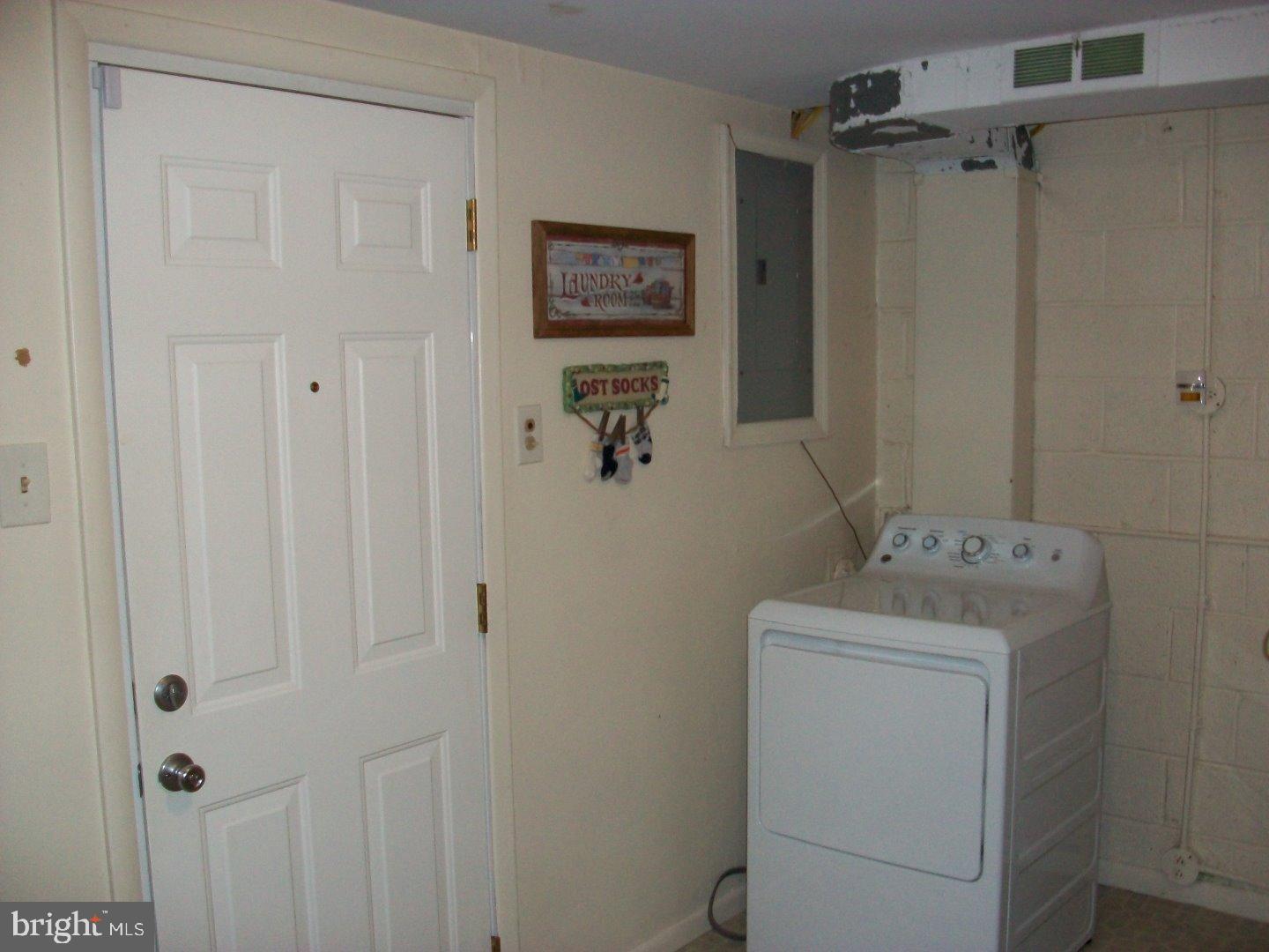 721 Charette Road Philadelphia, PA 19115 - Photo 18 of 18