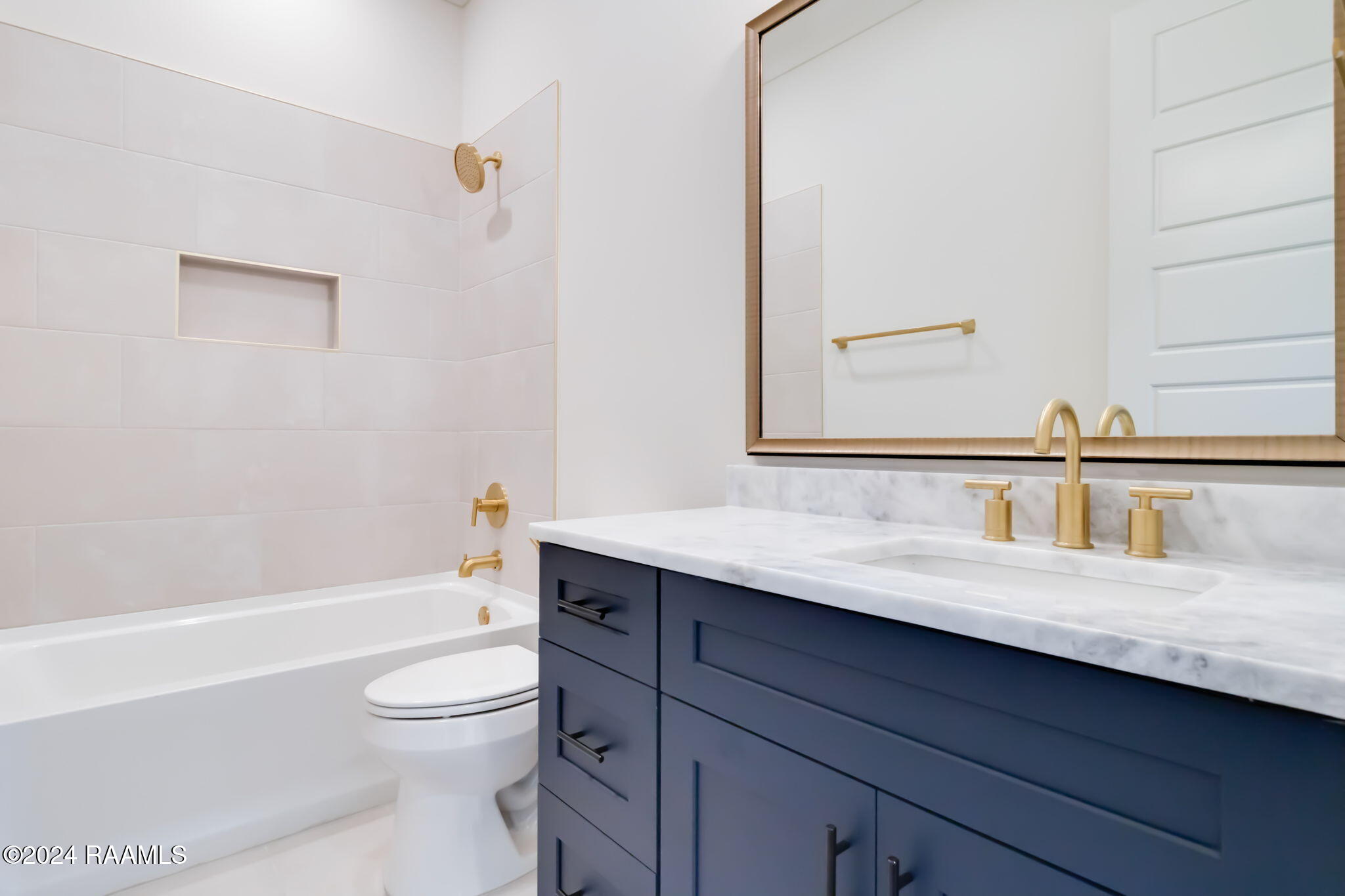 203 Boxview Street Scott, LA 70583 - Photo 18 of 33 16-web-or-mls-203 Boxview St-17