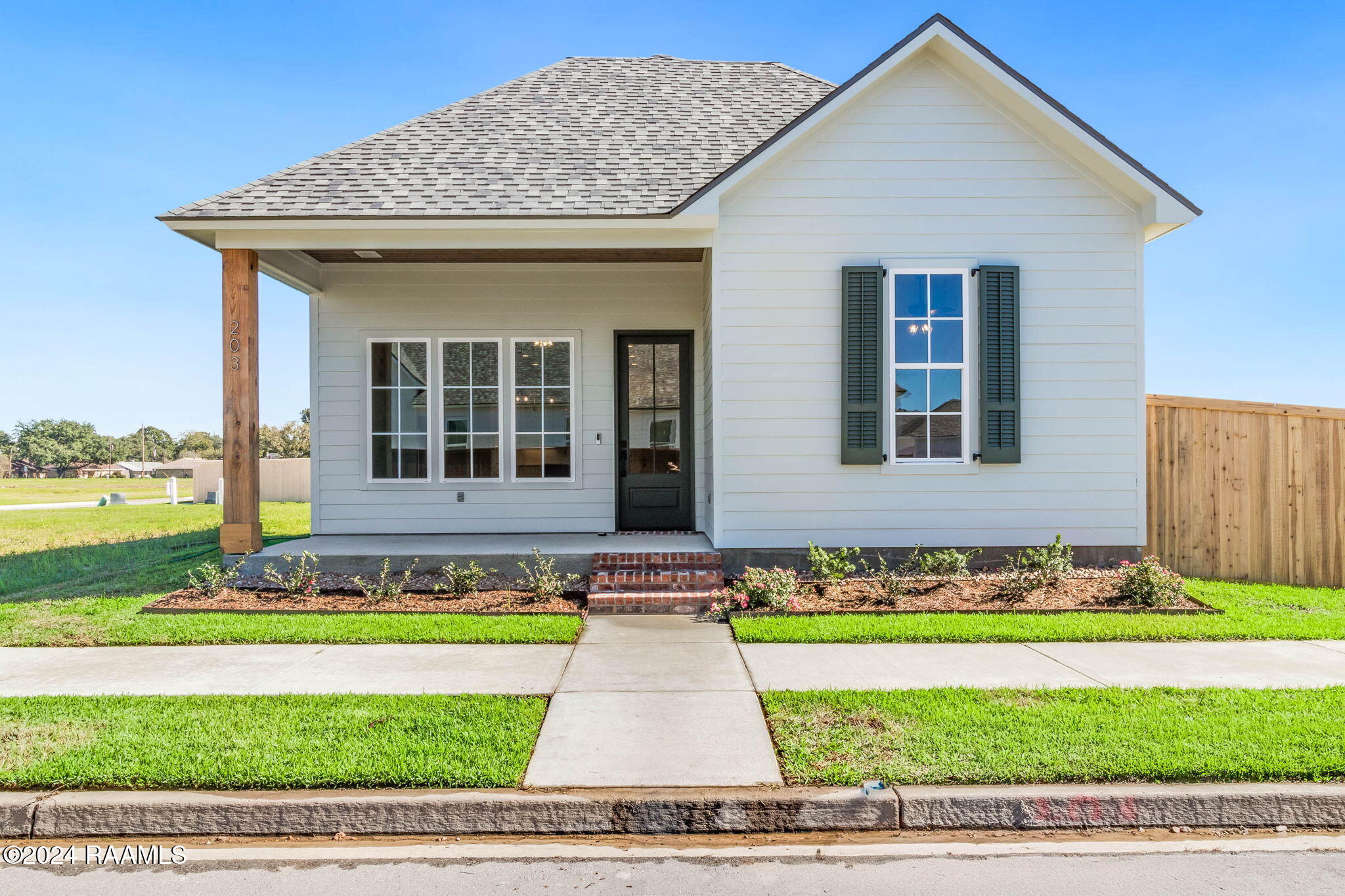 203 Boxview Street Scott, LA 70583 - Photo 2 of 33 1-web-or-mls-203 Boxview St-1