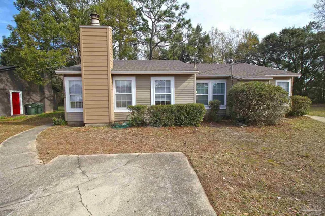 $1,075 | 7806 Calahan Place, Unit A, Pensacola, FL 32534