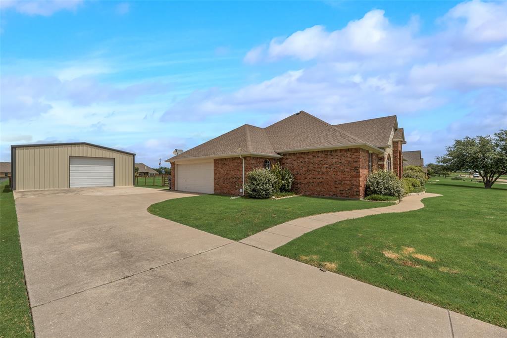 5454 Tree Grace Lane Kaufman, TX 75142 - Photo 2 of 40