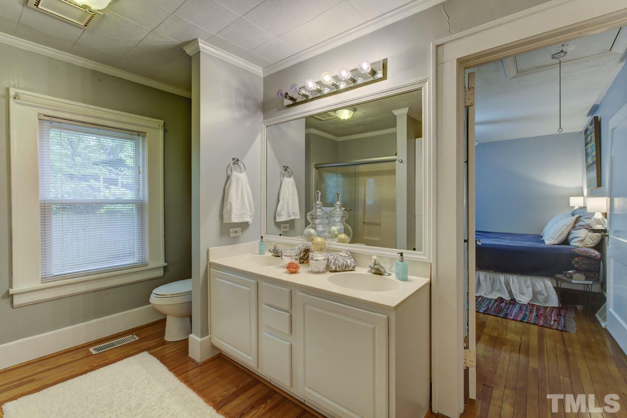 316 Grand Avenue Raleigh, NC 27606 - Photo 14 of 24