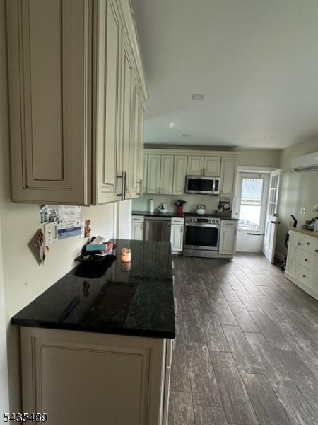 3 Dumont Road Far Hills, NJ 07931 - Photo 4 of 15