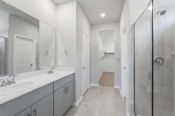 $2,350 | 712 Leavenworth Drive, McKinney, TX 75071