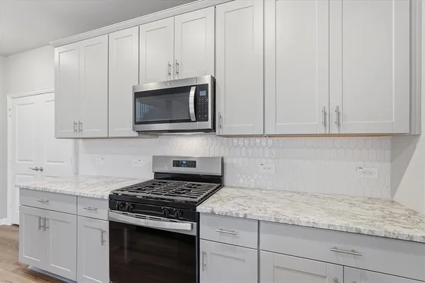 $2,350 | 712 Leavenworth Drive, McKinney, TX 75071