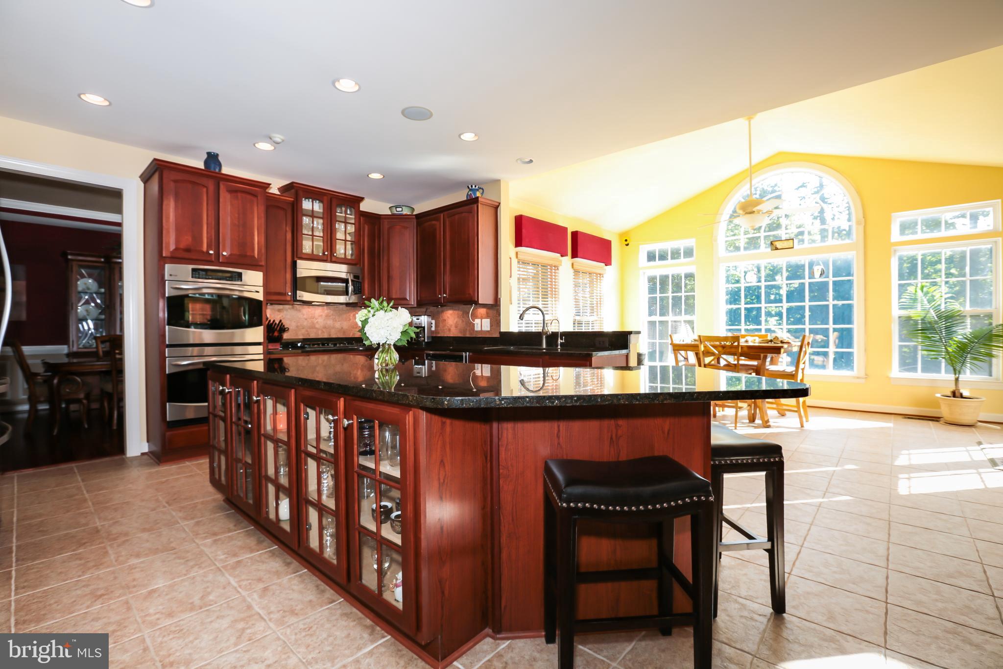 4557 Spring Run Road Warrenton, VA 20187 - Photo 8 of 68 Large Island with Seating Area