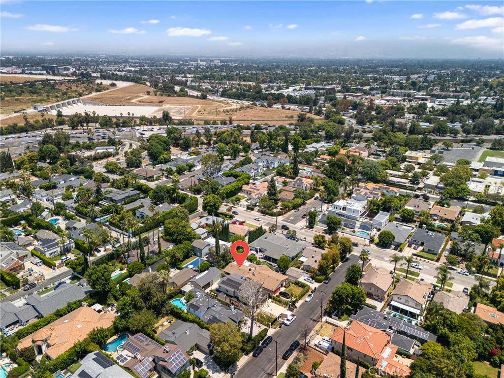 15721 Addison Street Encino, CA 91436 - Photo 61 of 69